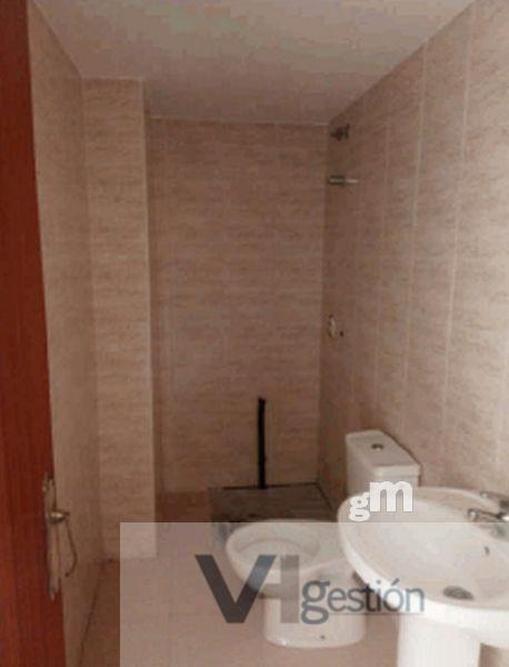 For sale of flat in Villamartín