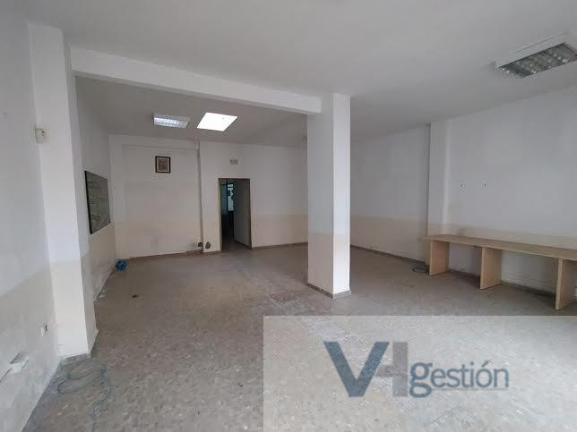 Venta de local comercial en Villamartín