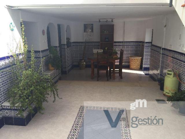 For sale of house in Villamartín