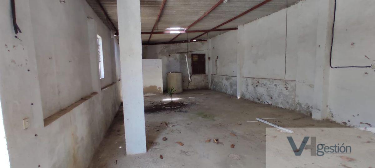 For sale of industrial plant/warehouse in Puerto Serrano