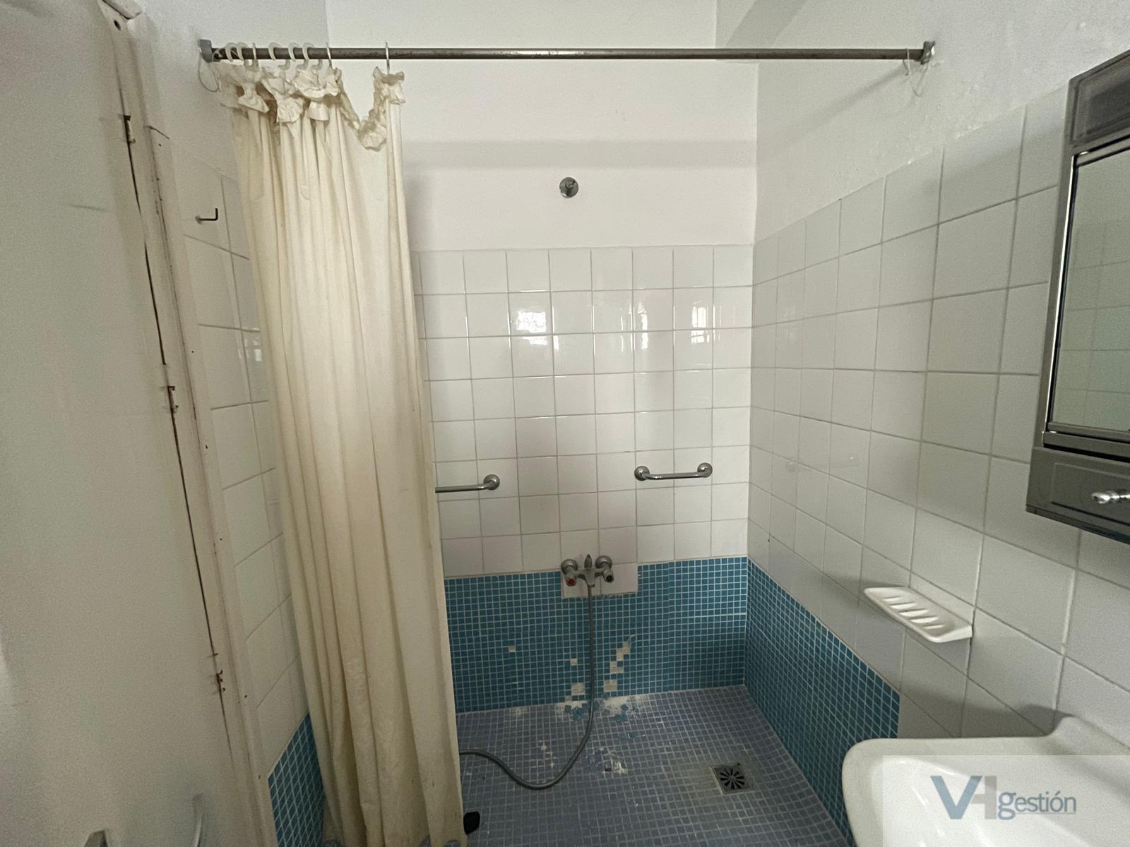 For sale of house in Villamartín