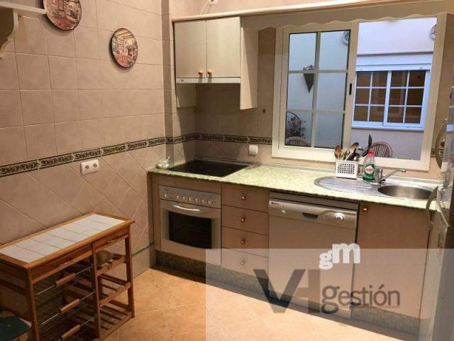 For sale of flat in Villamartín