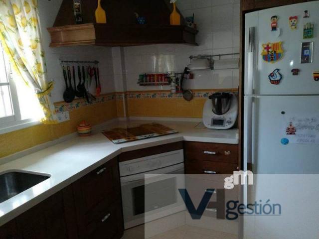 For sale of house in Villamartín