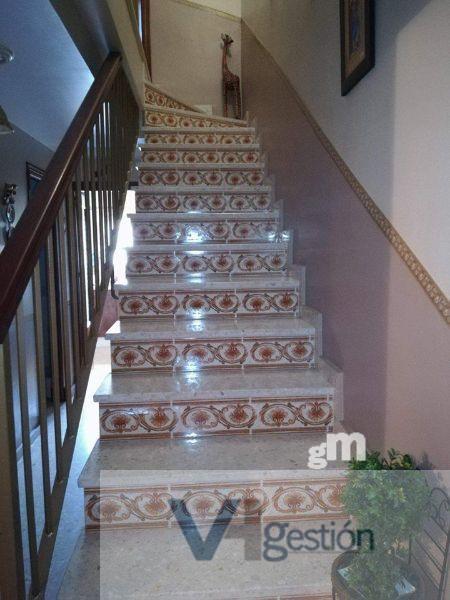 For sale of house in Villamartín