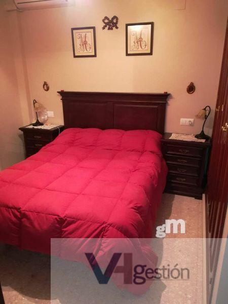 For sale of house in Villamartín