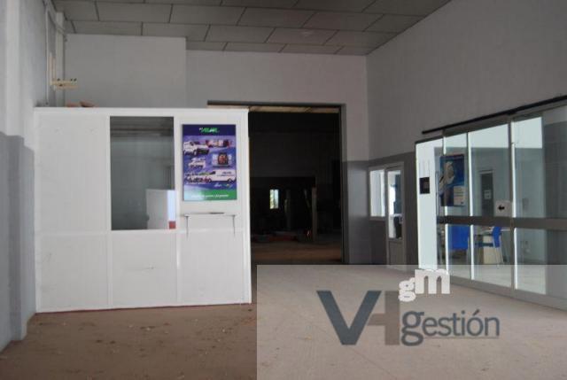 Venta de nave industrial en Villamartín