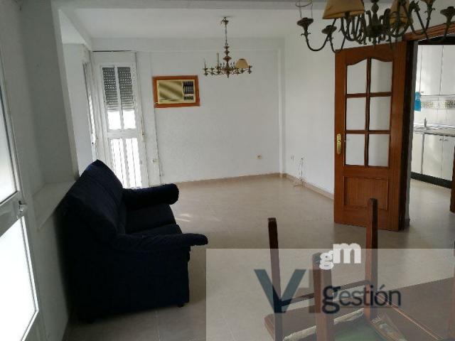 For sale of flat in Villamartín