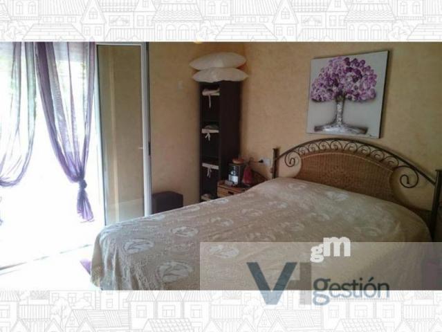 For sale of flat in Villamartín