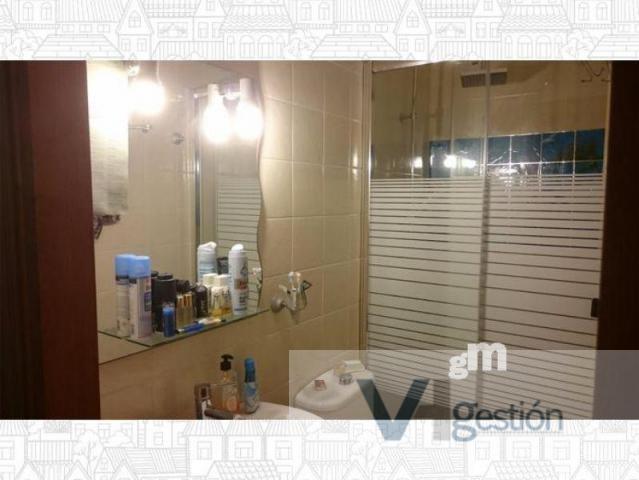 For sale of flat in Villamartín