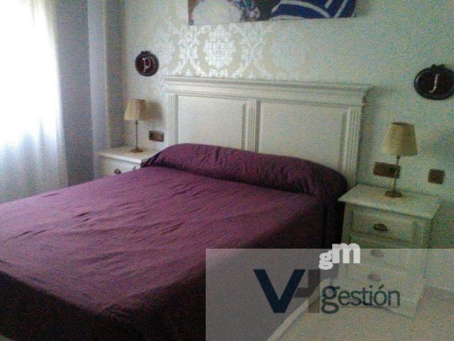 For sale of flat in Villamartín