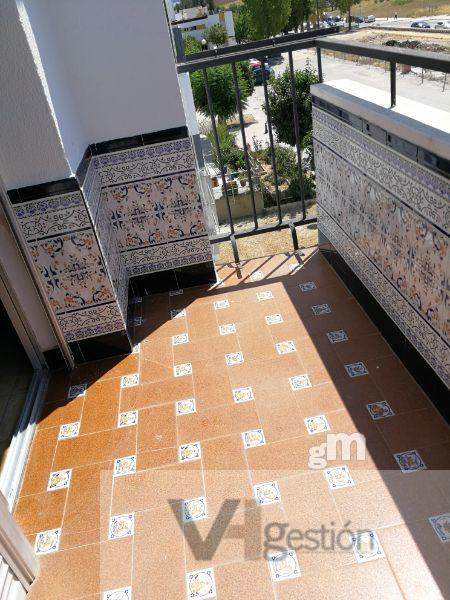 For sale of flat in Villamartín