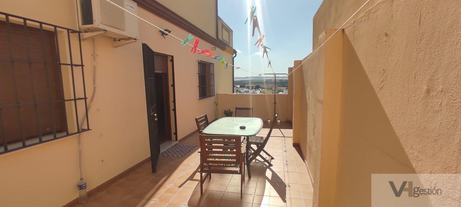 For sale of house in Villamartín