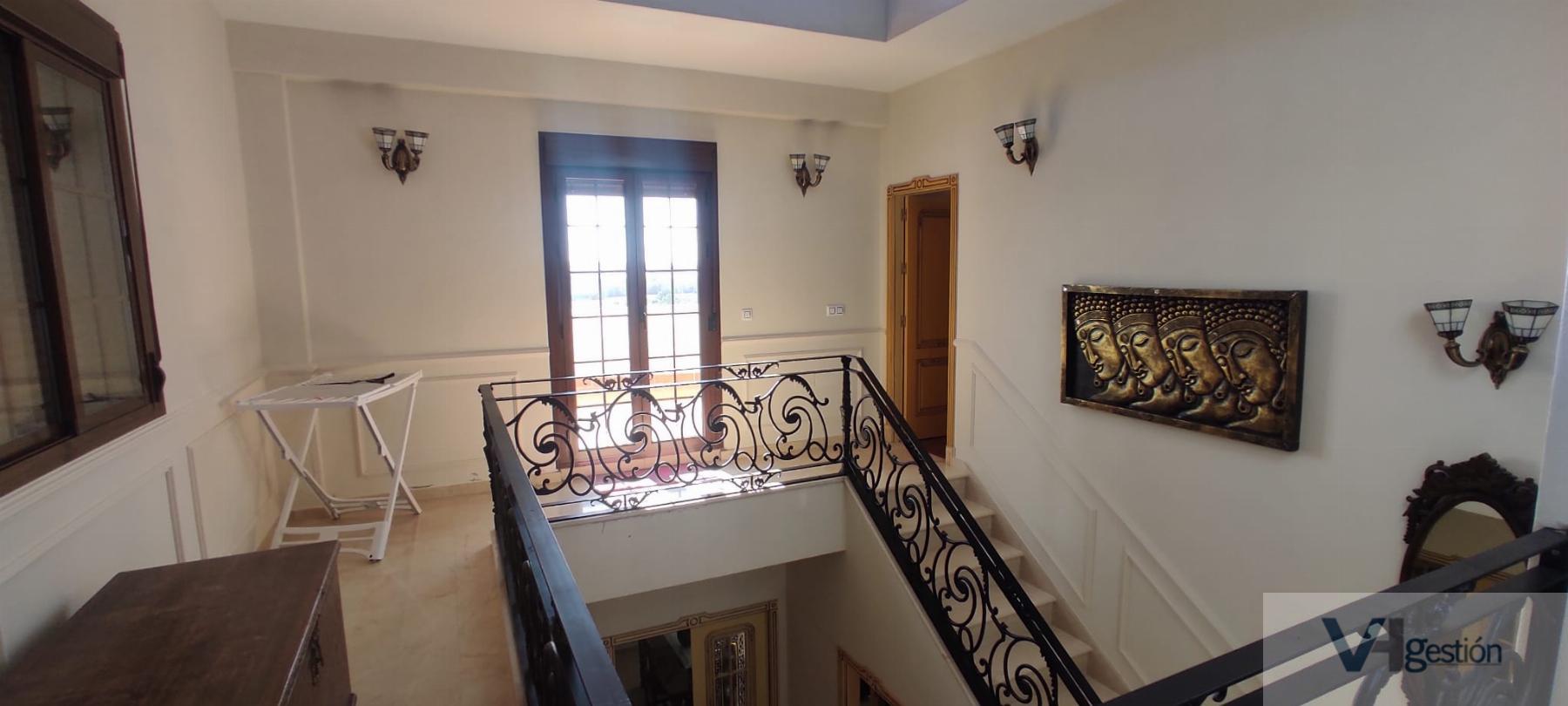 For sale of house in Villamartín