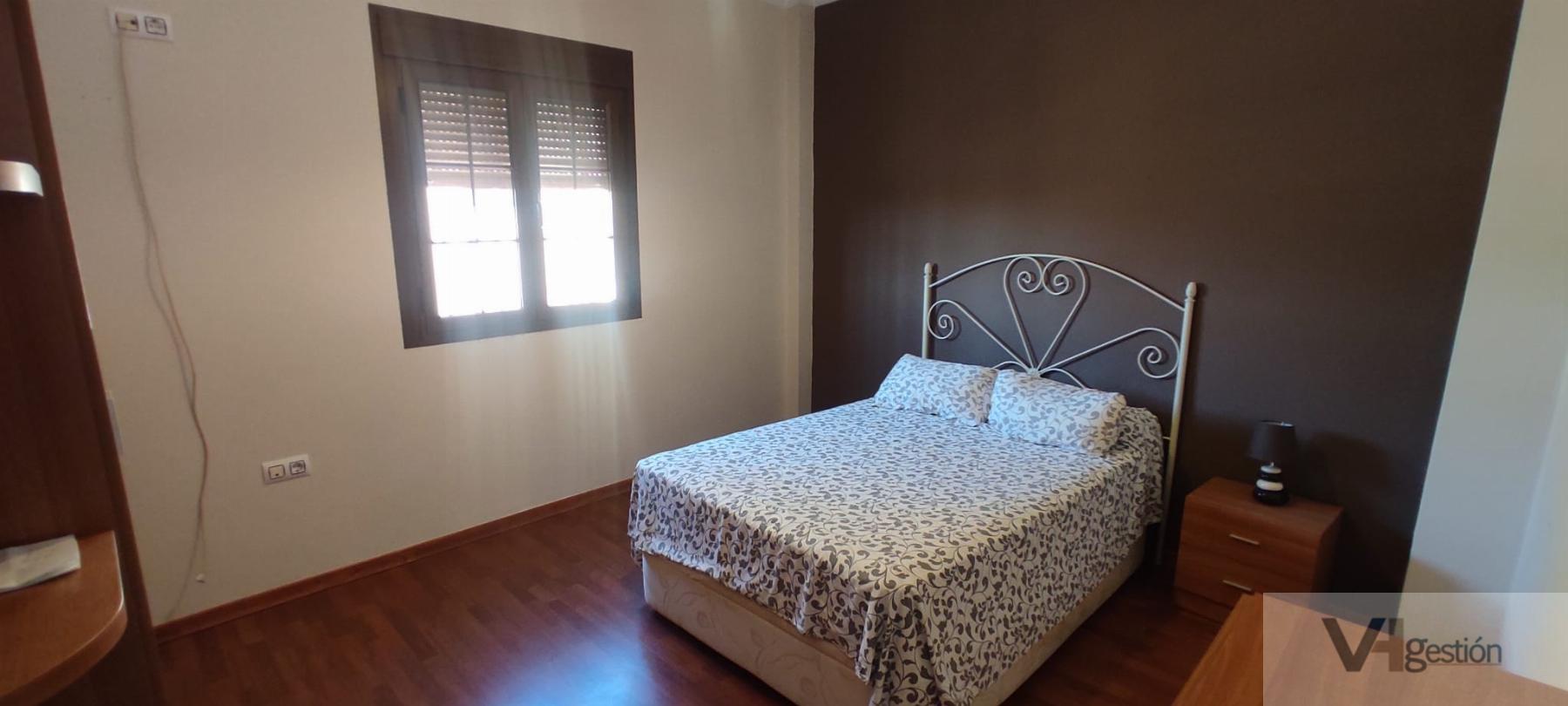 For sale of house in Villamartín