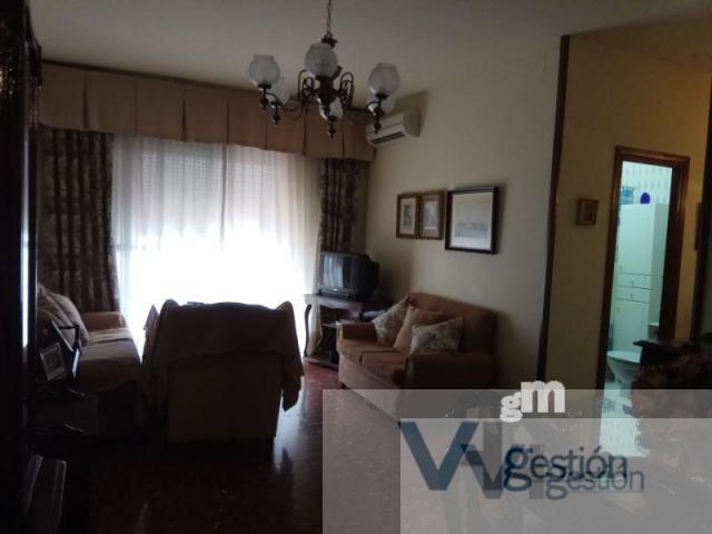 Venta de piso en Villamartín