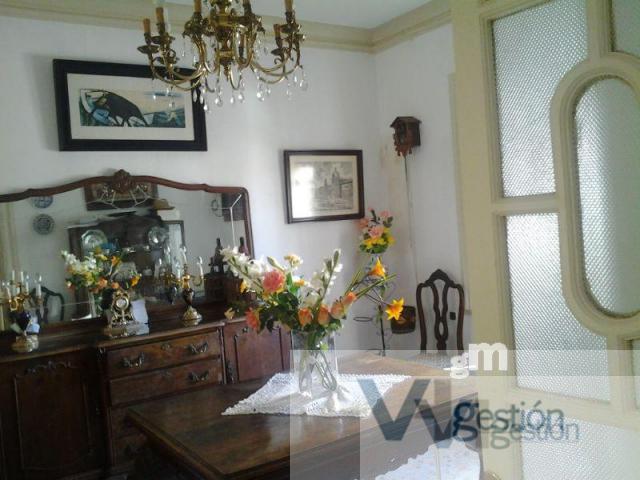 For sale of house in Villamartín