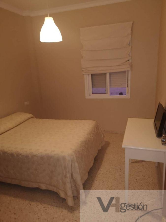 For sale of flat in Villamartín