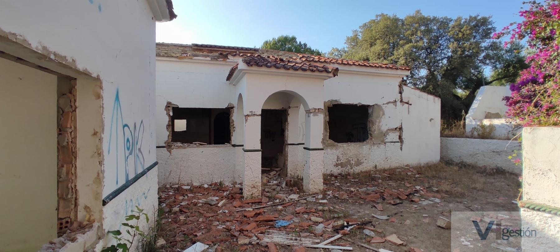 For sale of house in Puerto Serrano