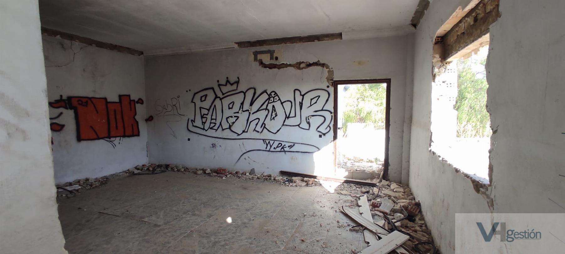 For sale of house in Puerto Serrano