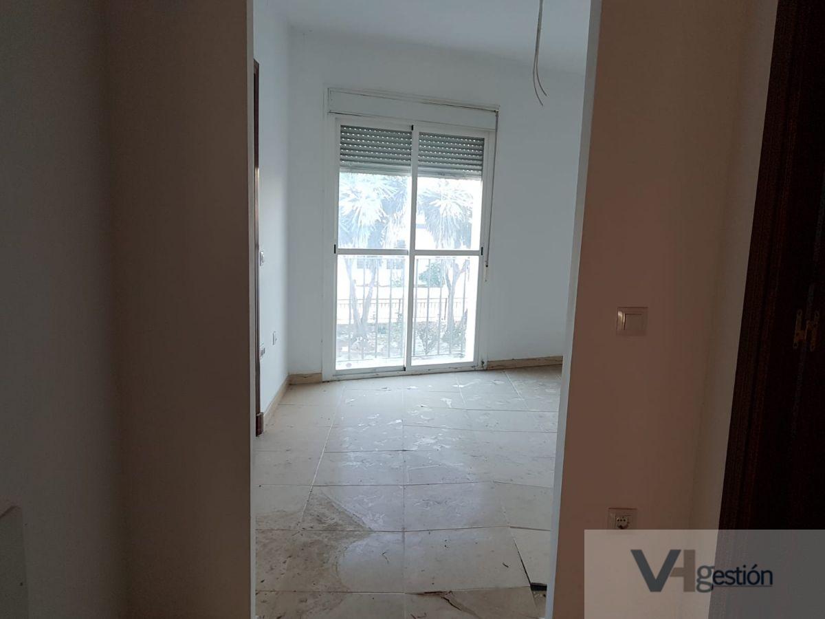 For sale of flat in Puerto Serrano