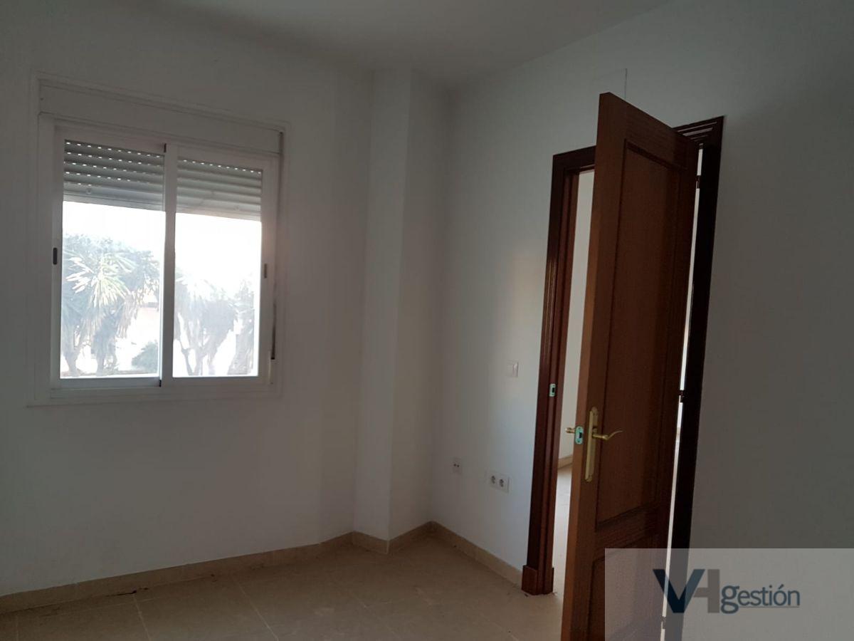 For sale of flat in Puerto Serrano