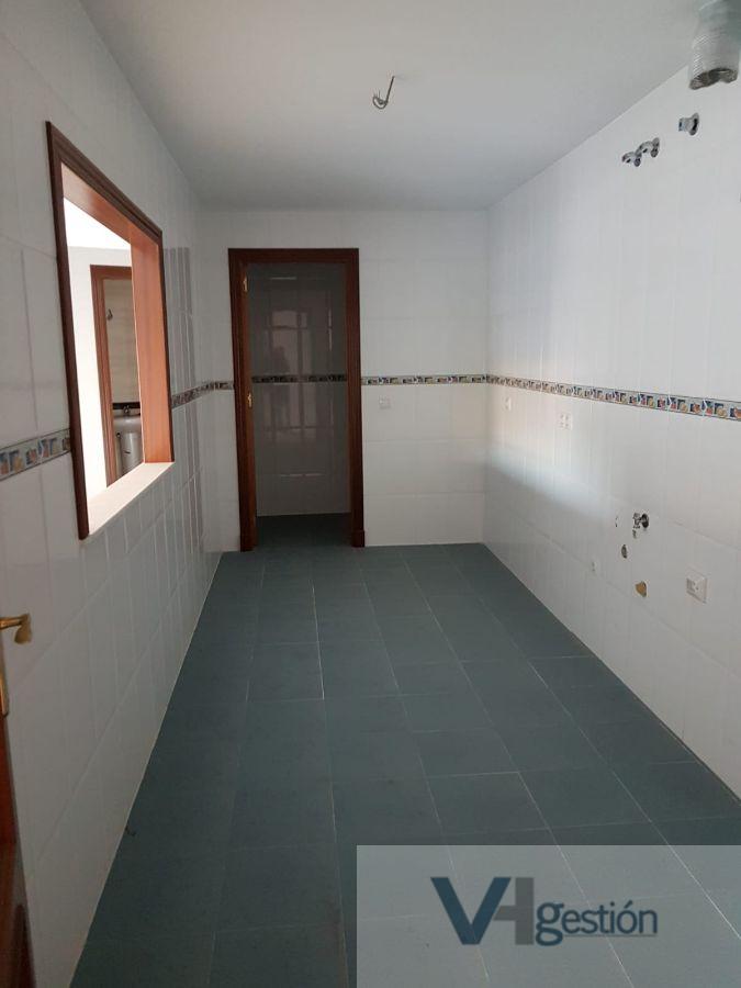 For sale of flat in Puerto Serrano