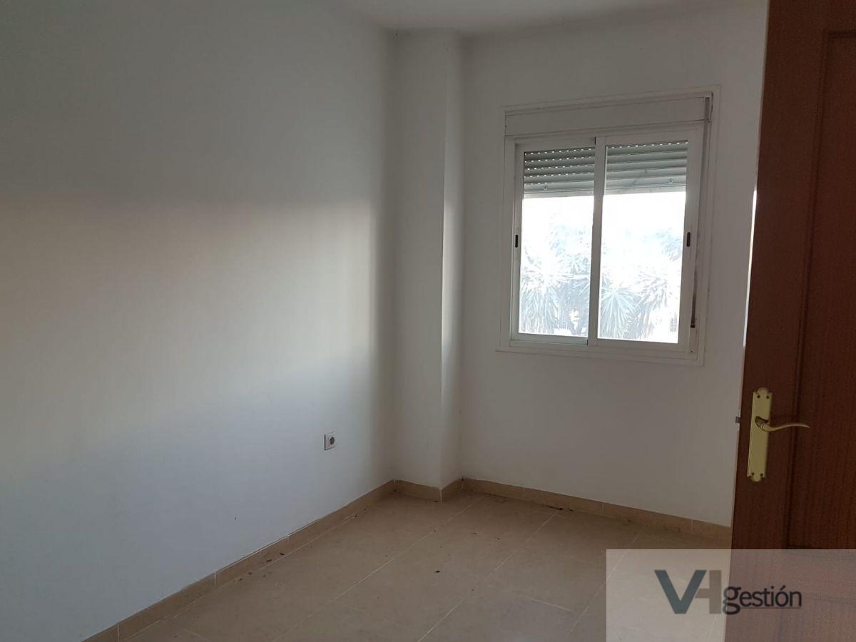 For sale of flat in Puerto Serrano