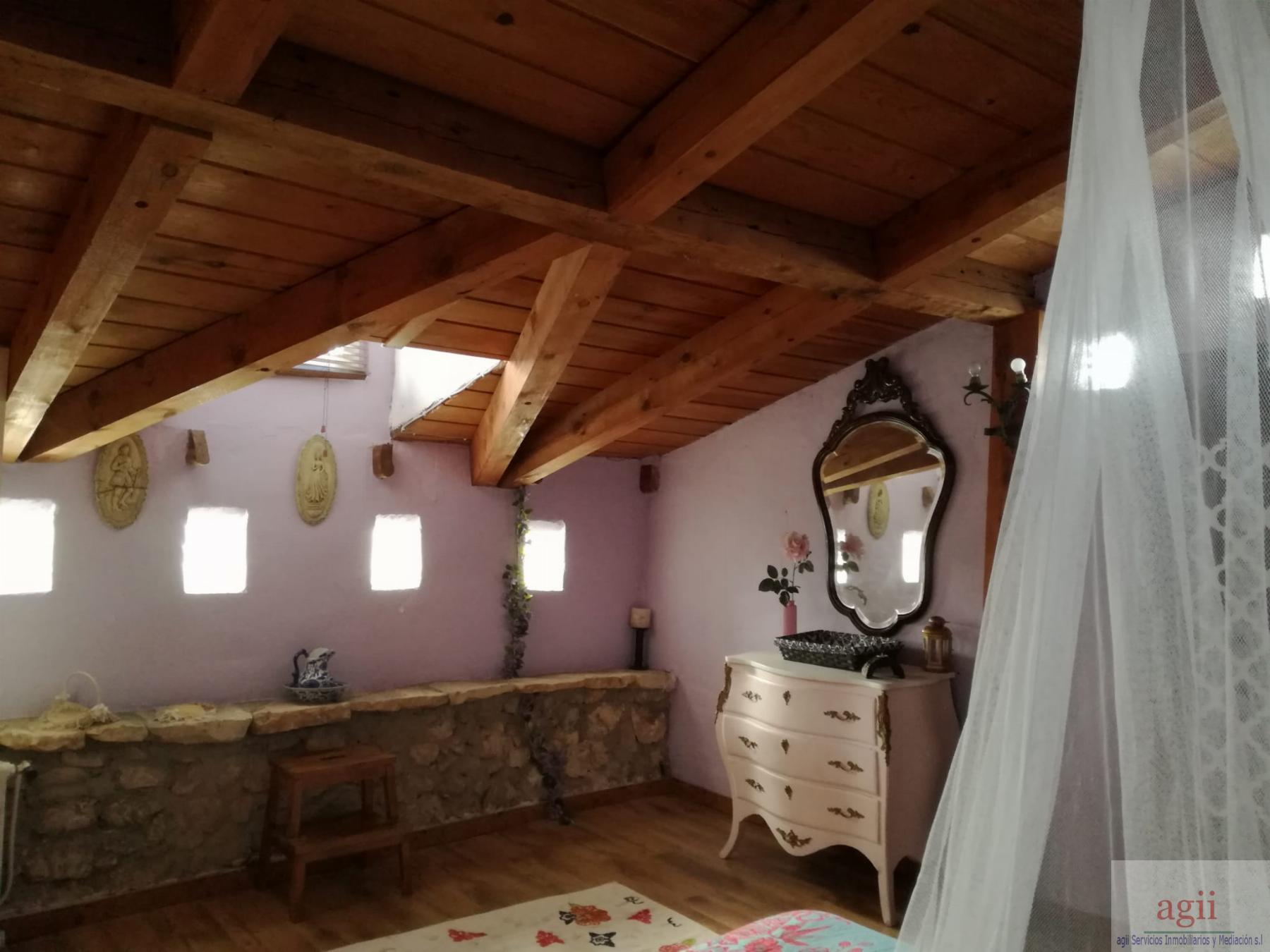 For sale of house in Fuentelviejo