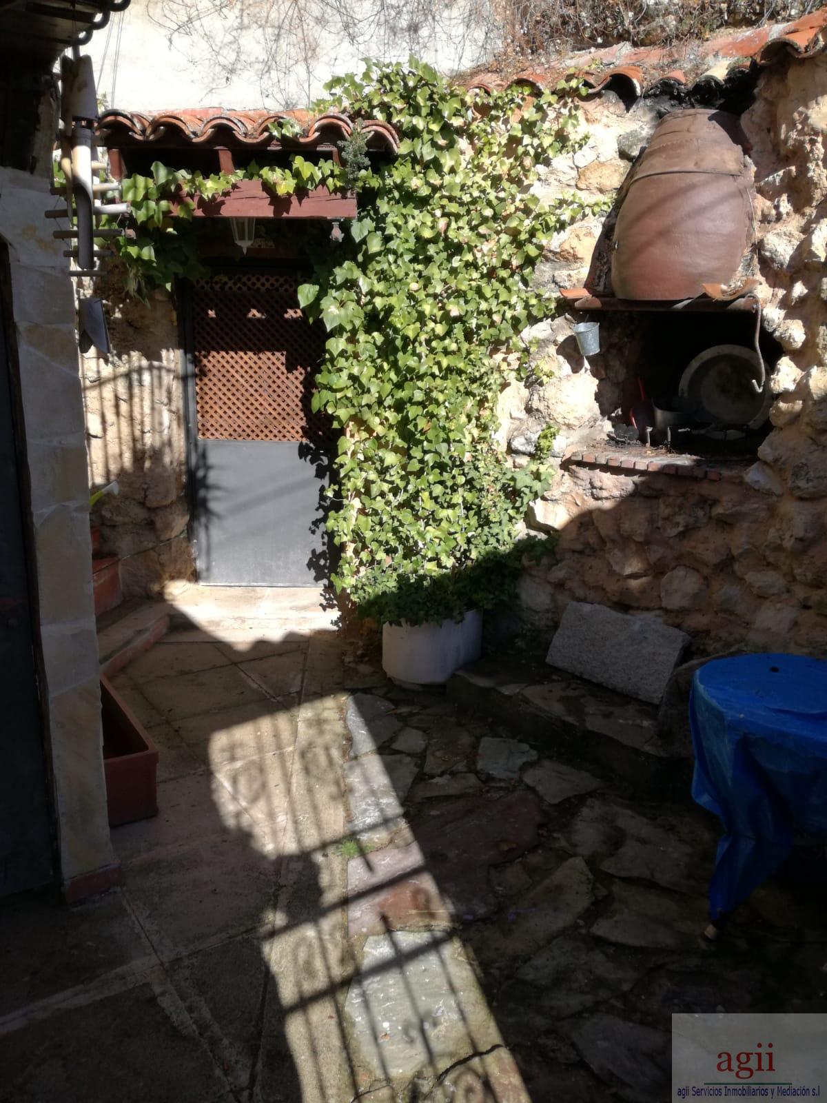 For sale of house in Fuentelviejo