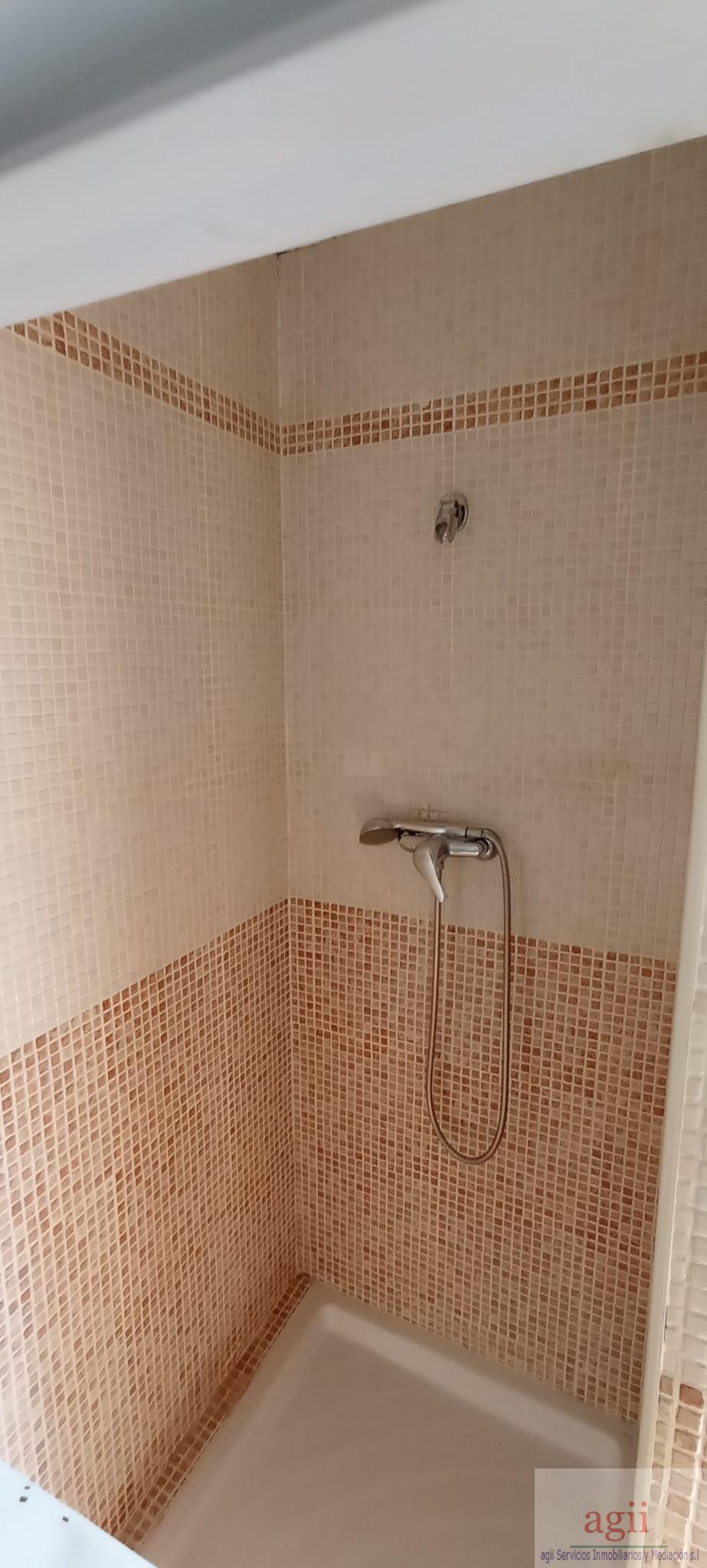 For sale of commercial in Alovera