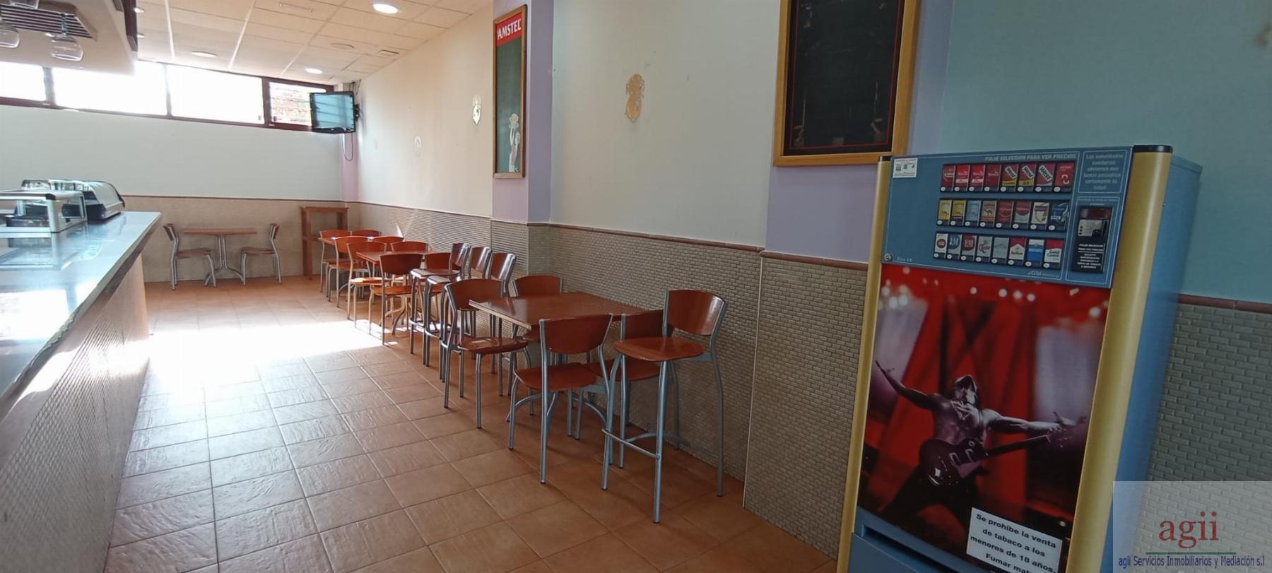 For sale of commercial in Alovera