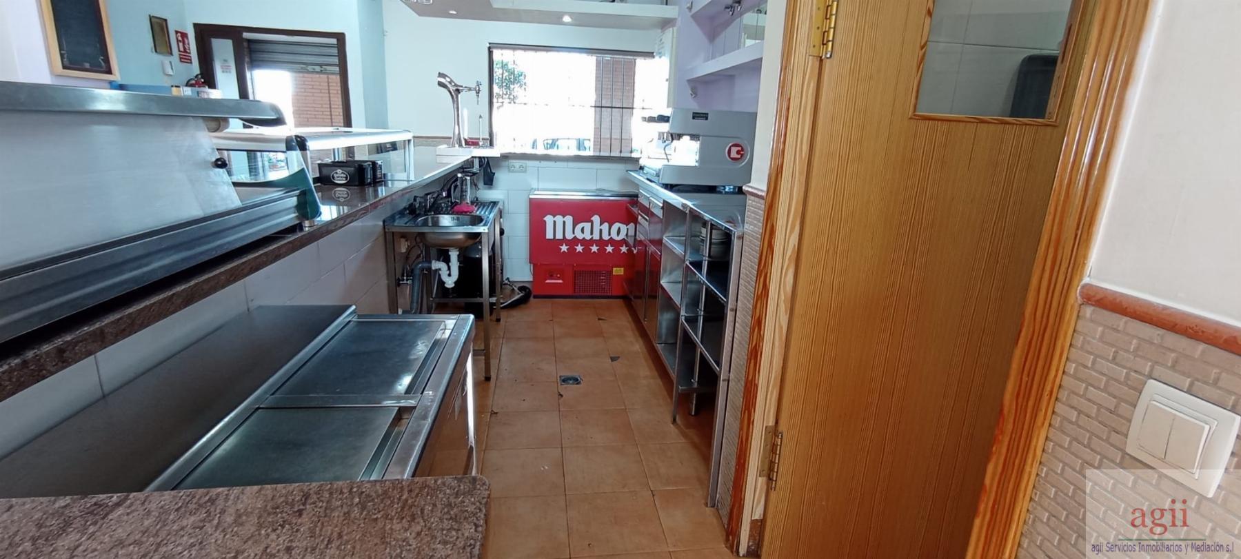 For sale of commercial in Alovera