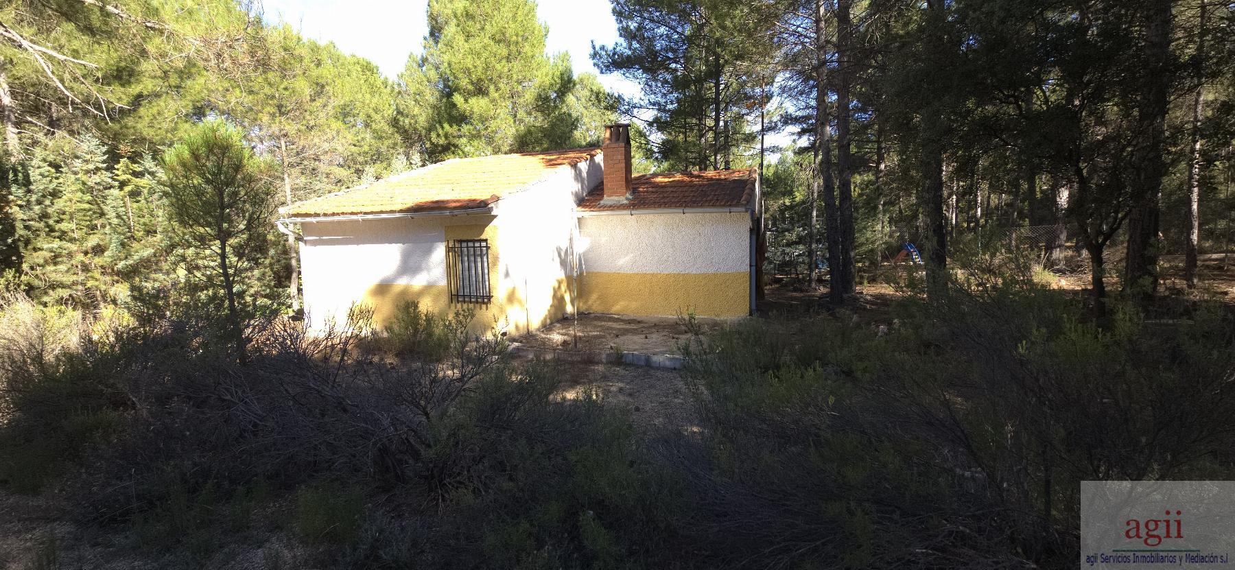 For sale of chalet in Trillo