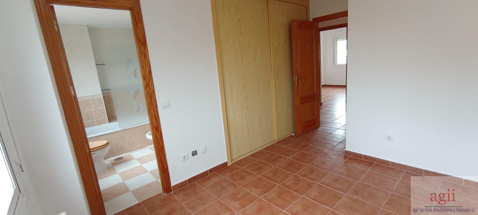 For sale of chalet in Alovera