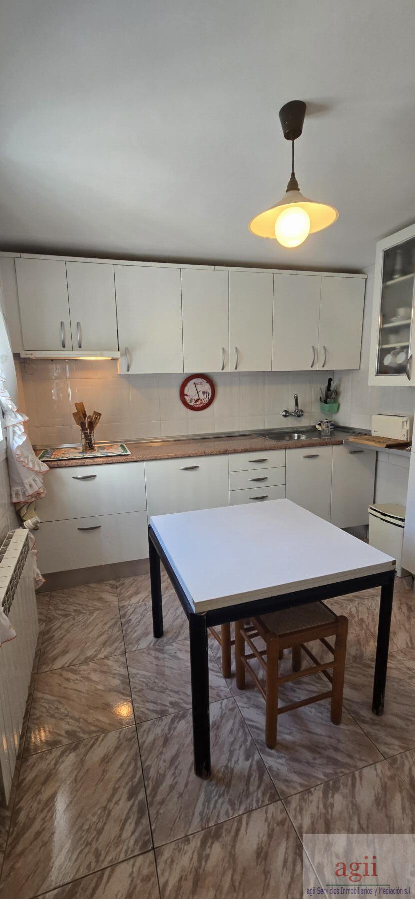 For sale of house in Villalba del Rey