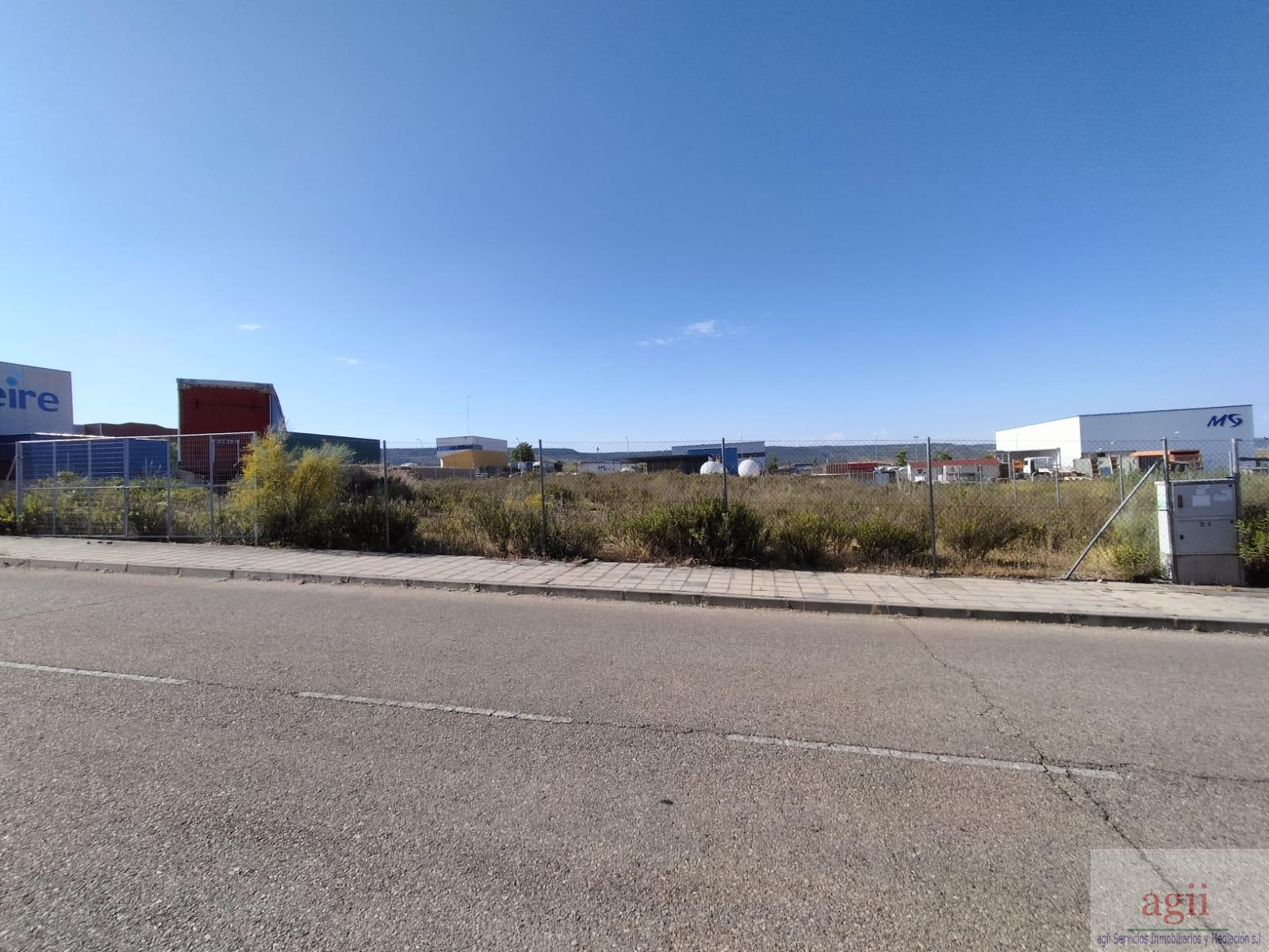 For sale of land in Chiloeches