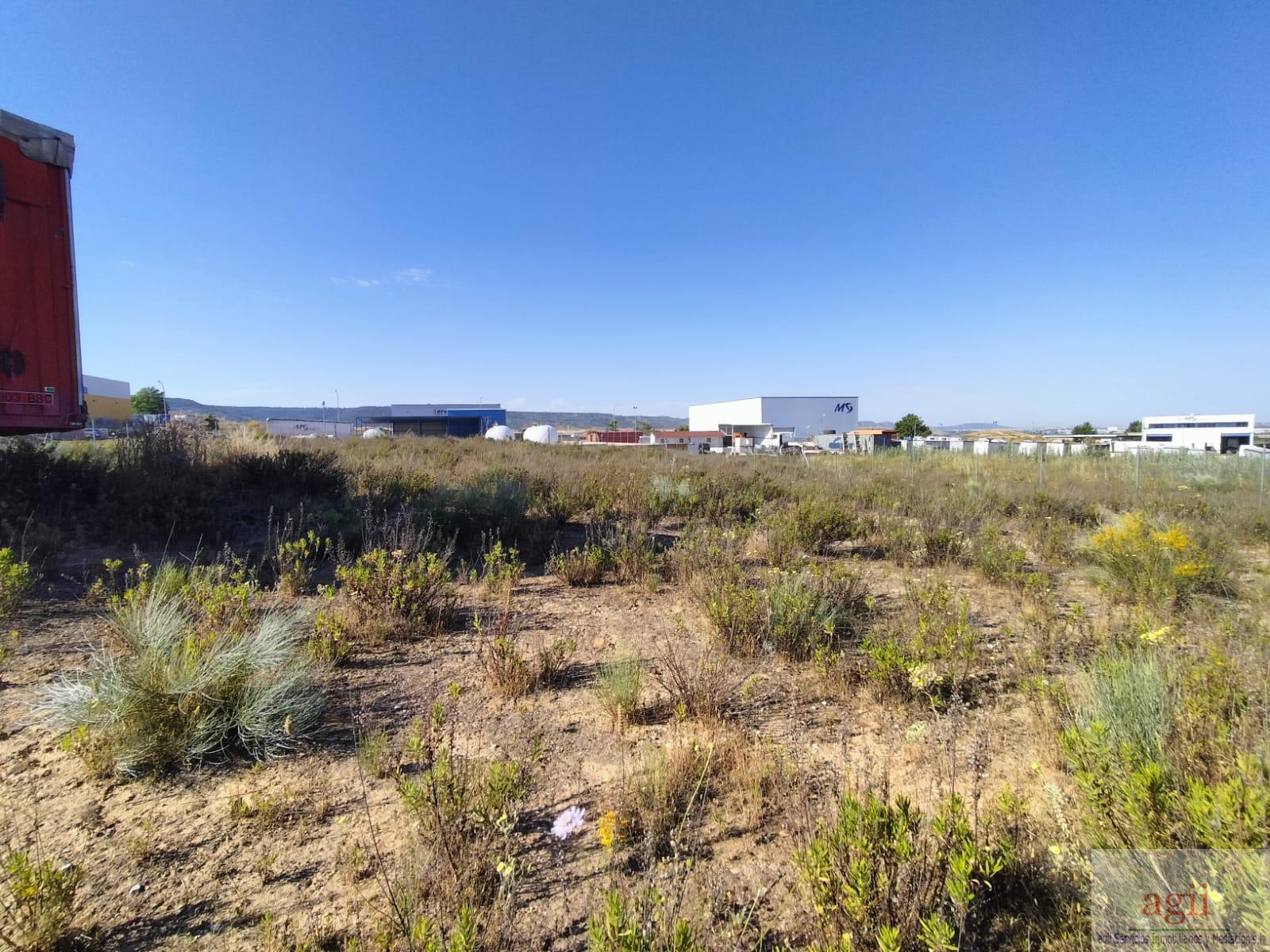 For sale of land in Chiloeches