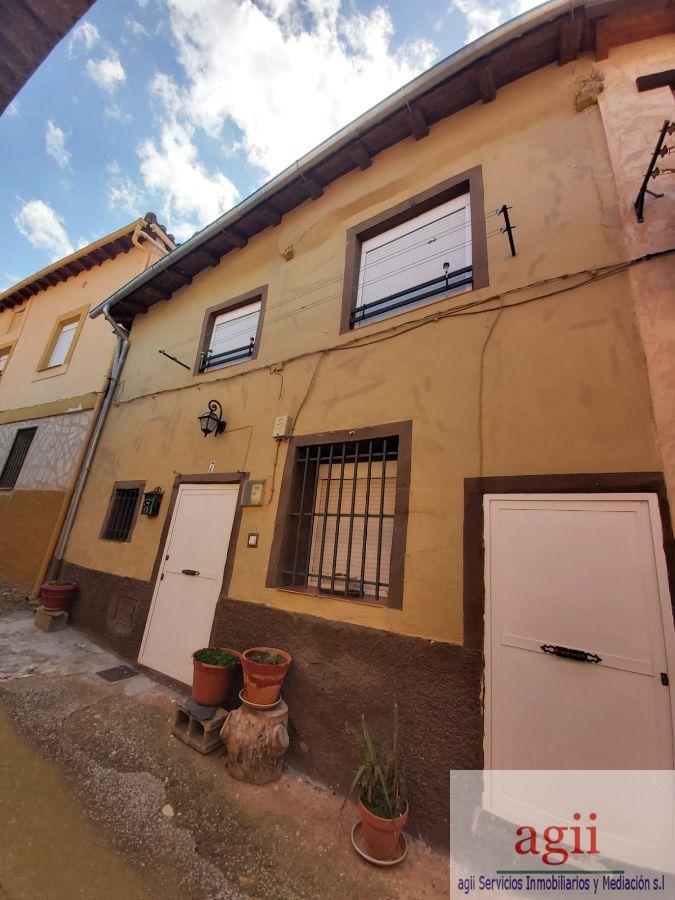 For sale of house in Arbancón