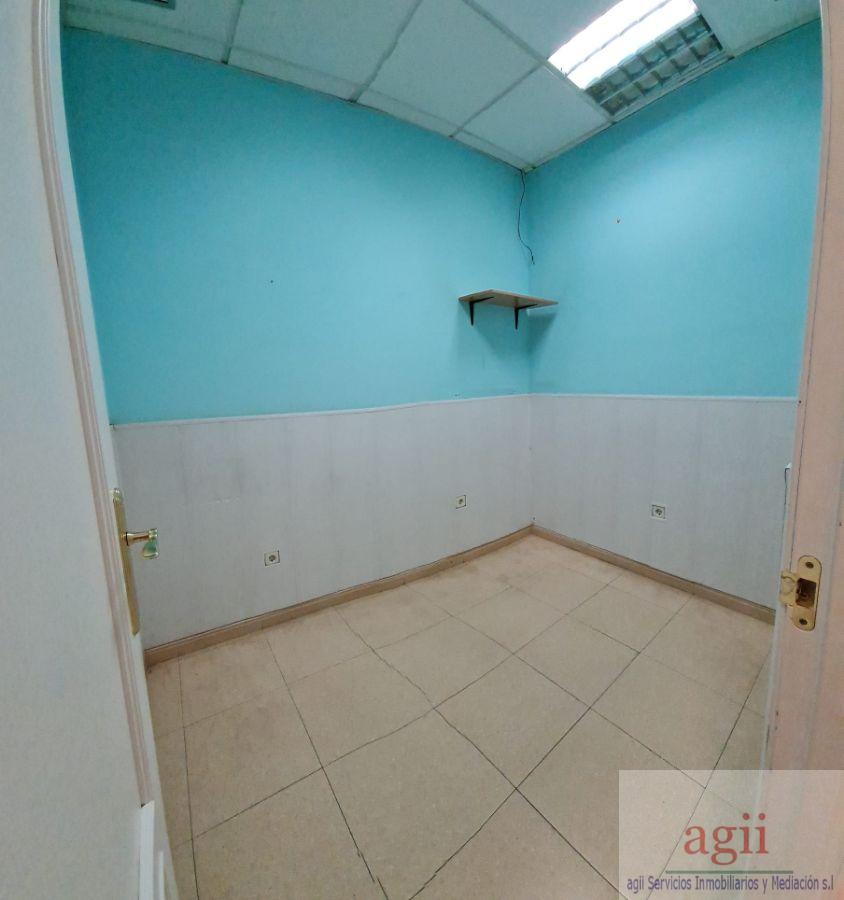 For rent of commercial in Alovera