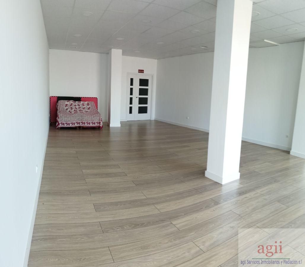 For rent of office in Alovera
