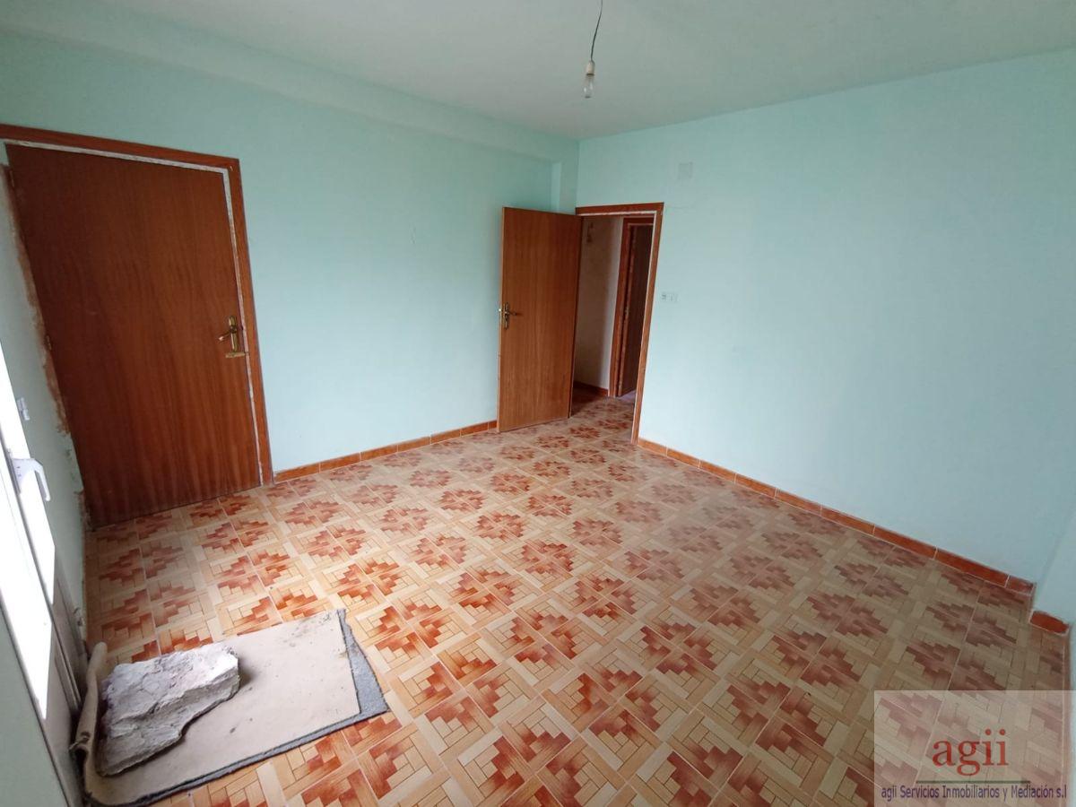 For sale of house in Pareja