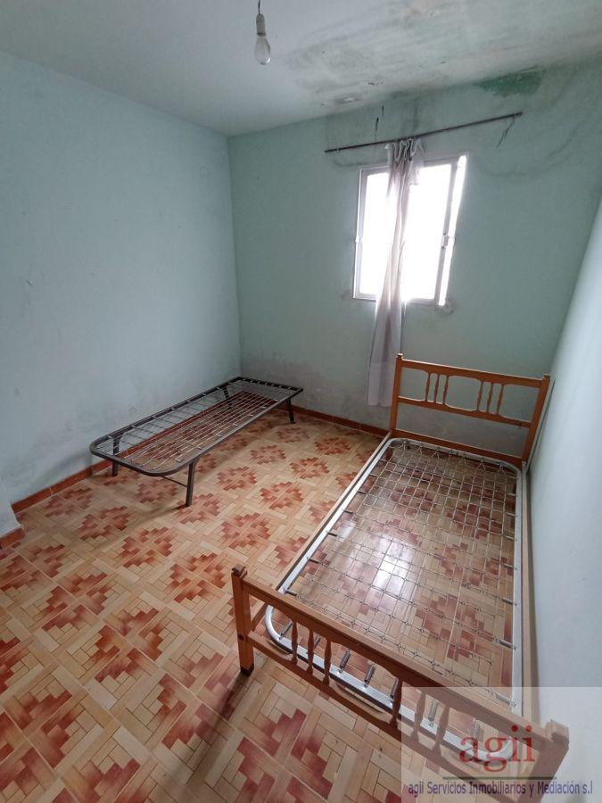 For sale of house in Pareja