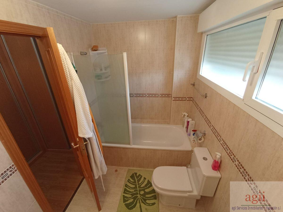 Venta de chalet en Tórtola de Henares