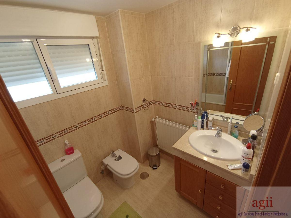 Venta de chalet en Tórtola de Henares