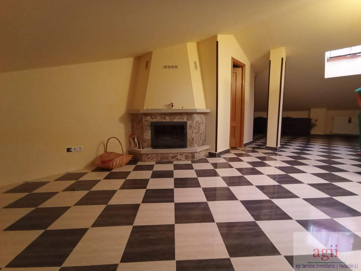 Venta de chalet en Tórtola de Henares