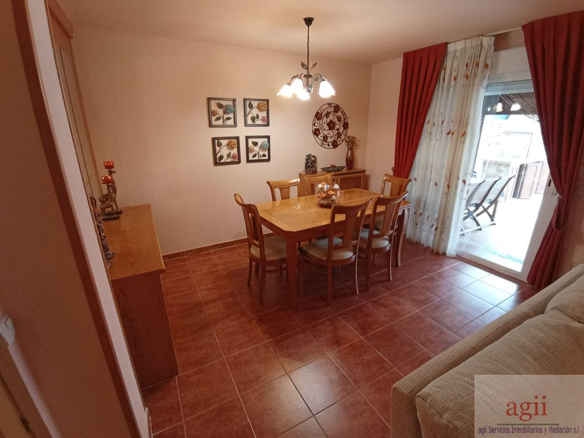 Venta de chalet en Tórtola de Henares