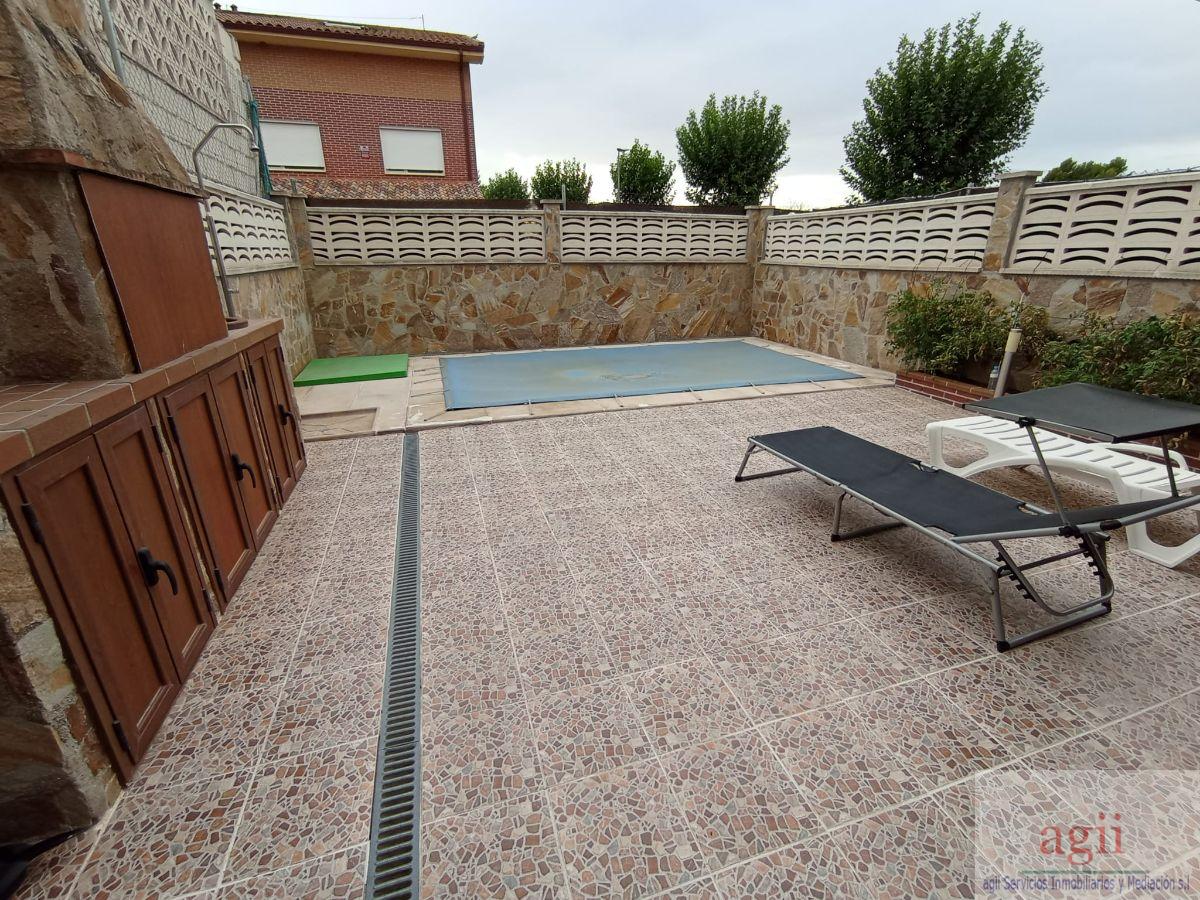 Venta de chalet en Tórtola de Henares
