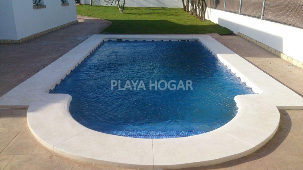 For rent of chalet in Rota