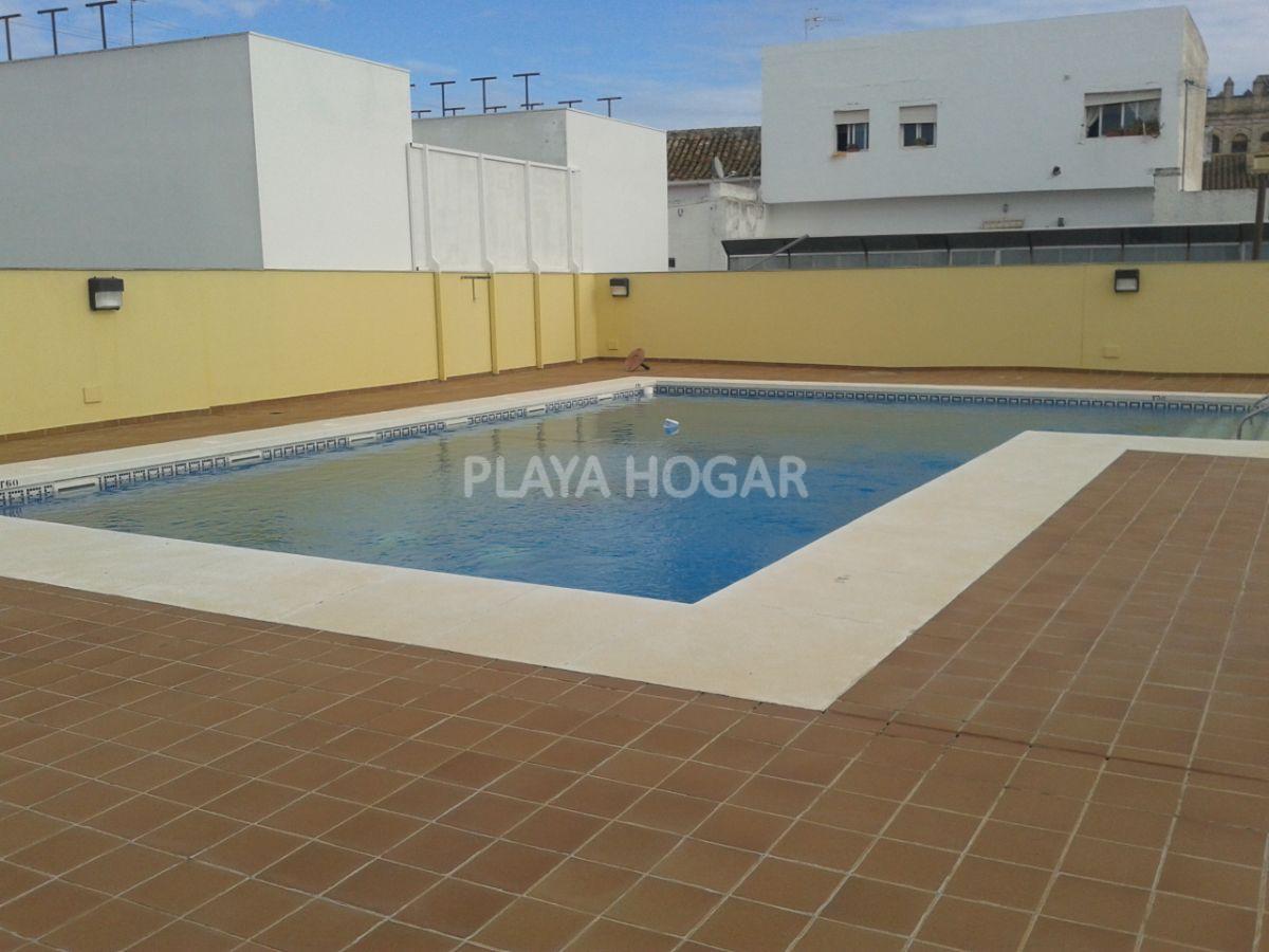 For sale of flat in Sanlúcar de Barrameda