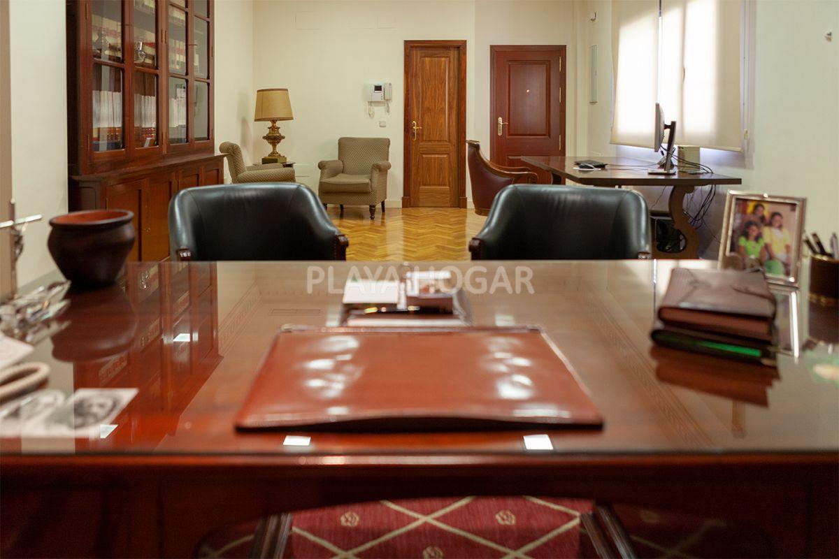 For sale of office in Sanlúcar de Barrameda